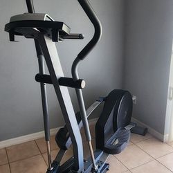 NordicTrack CXT 910 Elliptical Machine