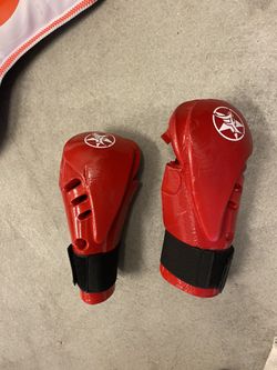 Karate Equipment Sparing Gloves 