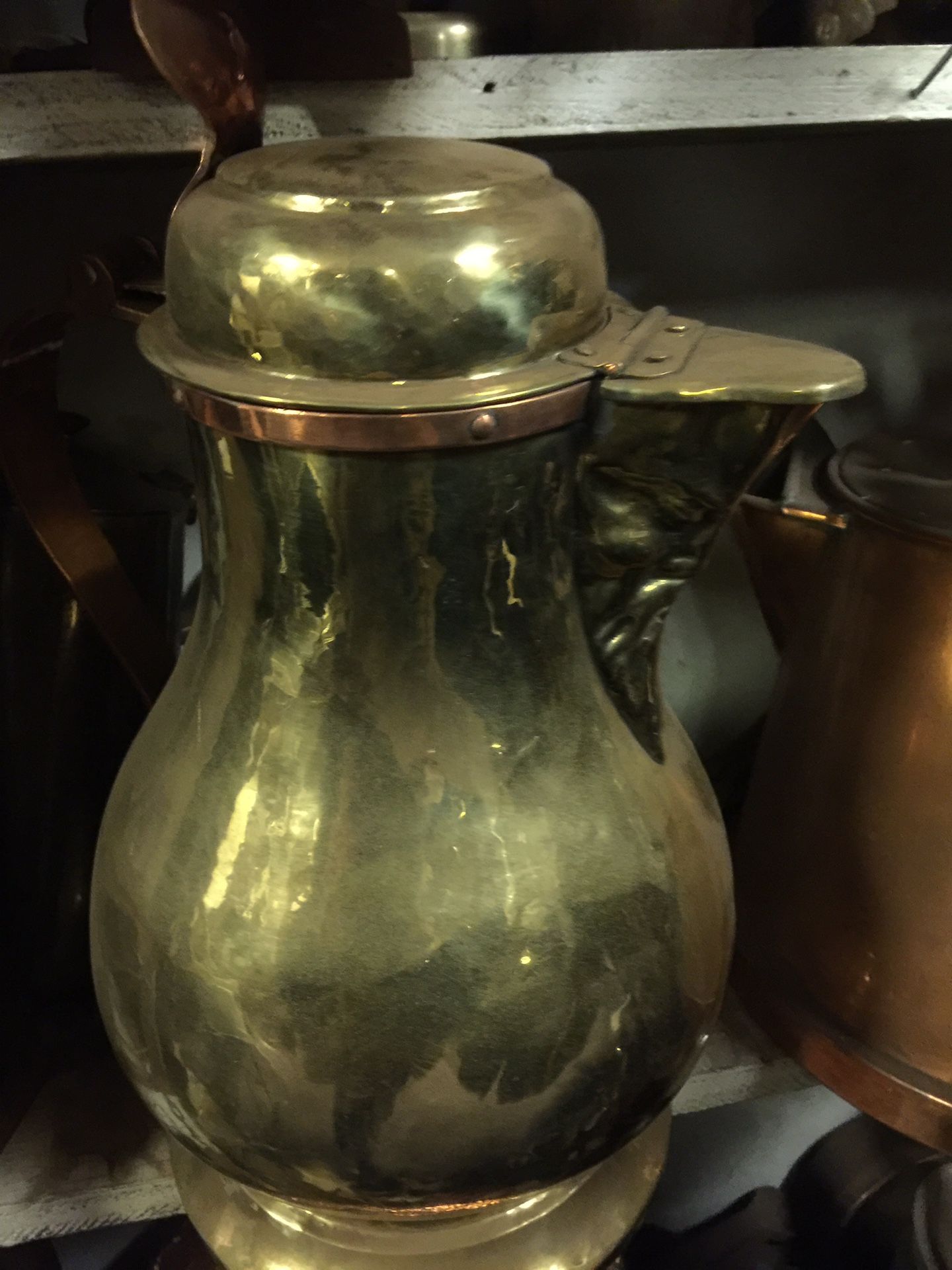Double Hinged Thumb Latch Open Man-in-the-Spout Pitcher