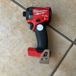 Milwaukee Impact Driver (tool Only)