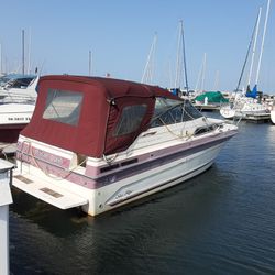 Boat Sea Ray 1987yr   With Clean Tile 