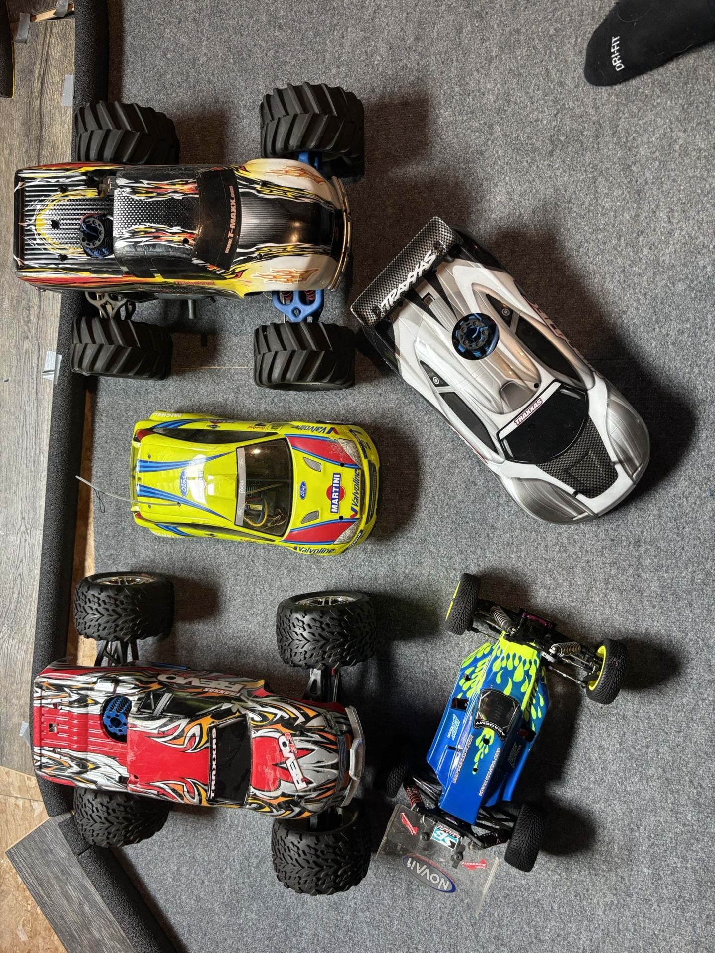 Rc Car That Need Some Work.