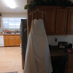 Wedding Dress $100 Size10