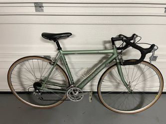 Cannondale R500 Racing Bike