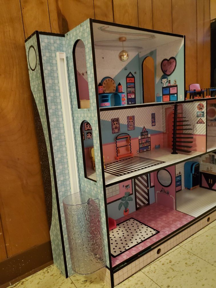 Lol suprise doll house