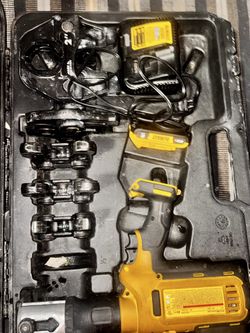 DEWALT DCE200M2K 20V MAX Cordless Press Tool Kit