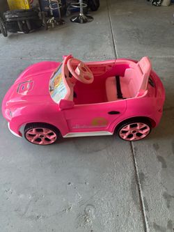 Barbie-licensed 12V ride-on convertible
