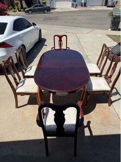 Kitchen table