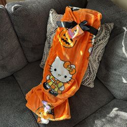 Hello Kitty Halloween Fall 2024 60x70” Orange Candy Corn Pumpkin Throw Blanket