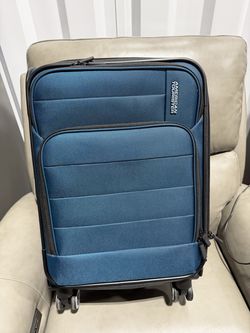 American Tourister Carry on bag