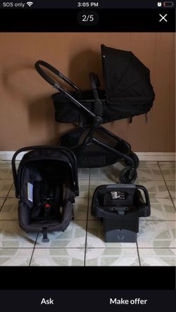 LIKE NEW EVENFLO PIVOT MODULAR TRAVEL SYSTEM STROLLER CAR SEAT AND BASSINET 3 IN 1
