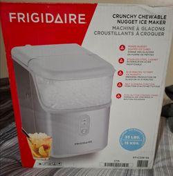 Ice maker