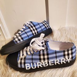 Size 8 In Women
