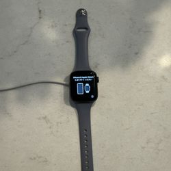 Apple Watch Series 5 