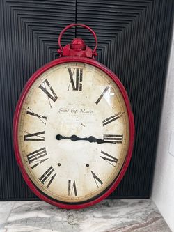 Grand Cafe Margot wall clock