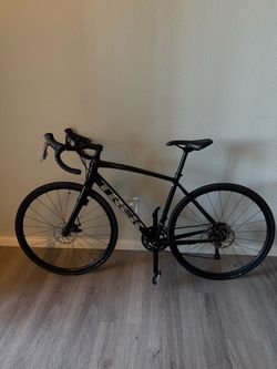 Trek Domane Full kit Road Bike
