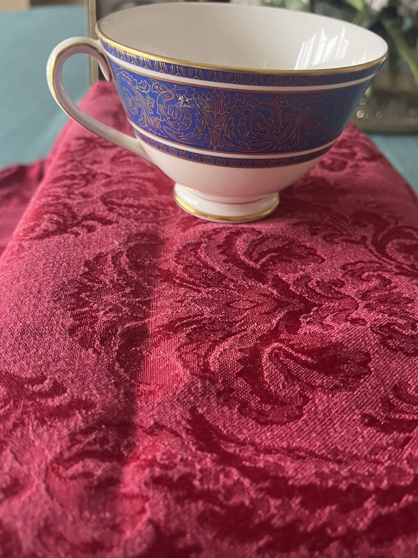 Royal Windsor Bone China Tea Set