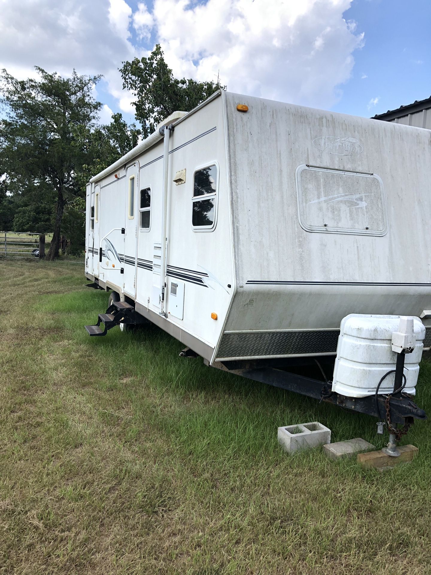 Trail bay camper