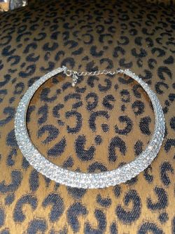 Necklace $10