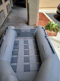 West marine foot 6 inch can hold up to 3 person transom can hold up to a 5 horse engine