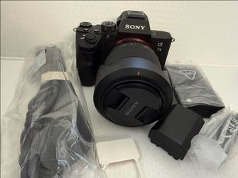 Sony A7iii Camera with lens 28 -70mm