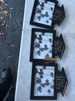 graduation frames 