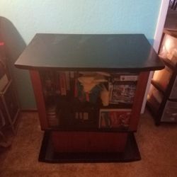 TV CONSOLE 