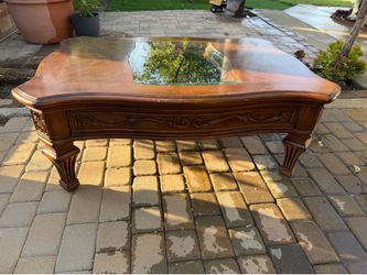 Coffee table with glass and a drawer / Mesa de Centro con vidro y Cajon!