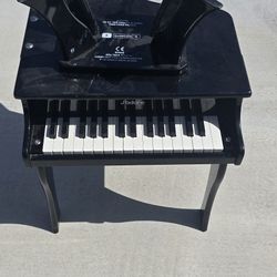 J'adore Small Kids Piano W Seat Works
