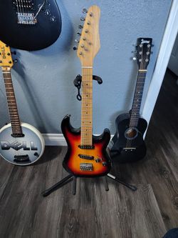Mini Strat Style Guitar