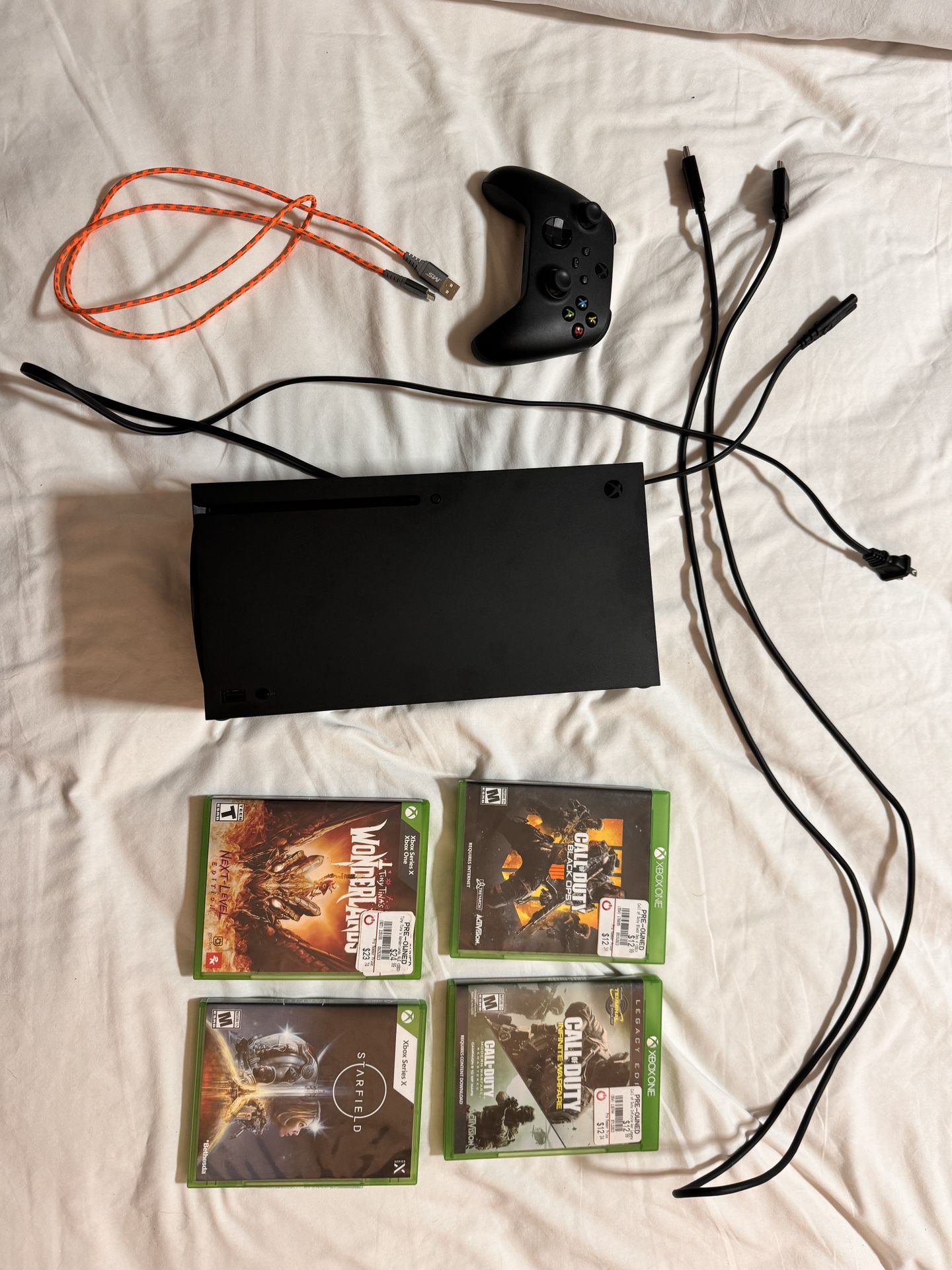 XBOX SERIES X 1TB WITH 4 GAMES 