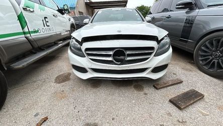 2018 Mercedes-Benz C-Class