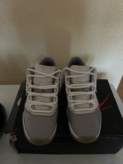 Jordan 11 cement grey low men size 11
