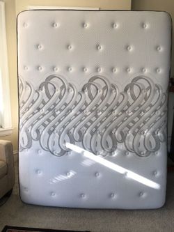 Queen mattress