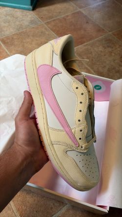 Jordan 1 low Travis Scott Shy Pink size 12 brand new with receipt