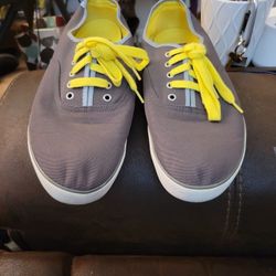 Levis Shoe Size 13 Mens