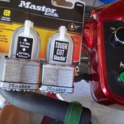 Master padlock, 2 pack heavy duty. These are just like the 4 pack\n Just 2.