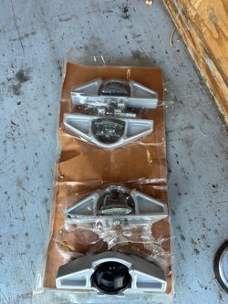 Genuine Toyota clamps for bed, 2013 and UP