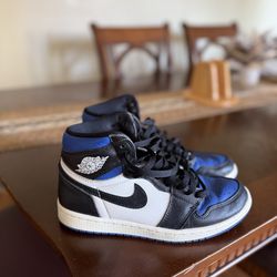 Women’s high top Nike blue white and black