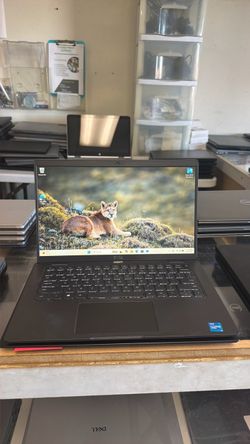 Dell Latitude 7420 16GB RAM 256GB SSD Core i5 11th gen Windows 11 Pro