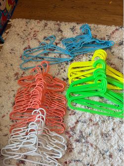 Ganchos para clóset de niños