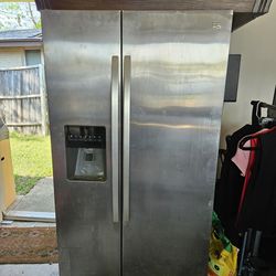 Kenmore 2 door refrigerator