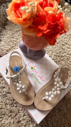 Brand New Girls Sandals Size 2