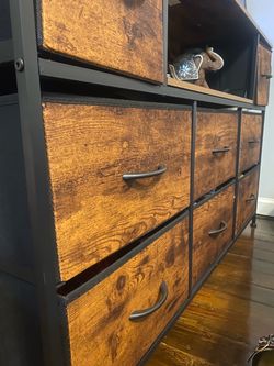 Dresser