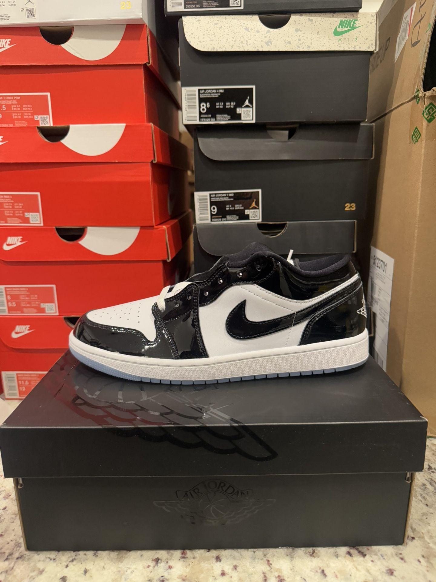 Mens Nike Jordan 1 Low Se Black/White Size 10 & 10.5