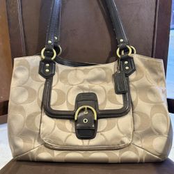 Large Coach Signature Bag