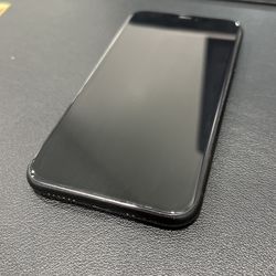 Apple iPhone XR (Black)