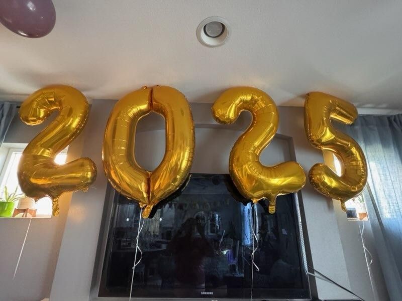 Grad Decorations...Like new
