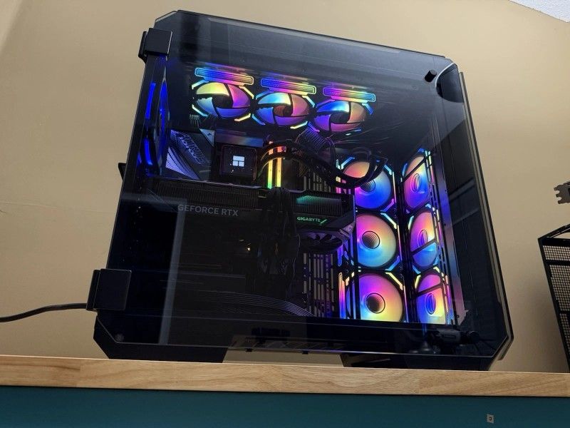 Insane Gaming PC NVIDIA RTX 5090 64gb RAM Z890 Aorus Master AI TOP 285k Unlocked
