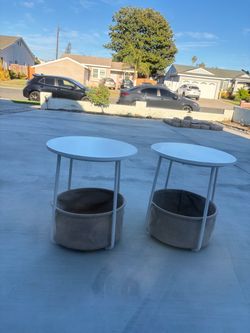 Table & dresser set